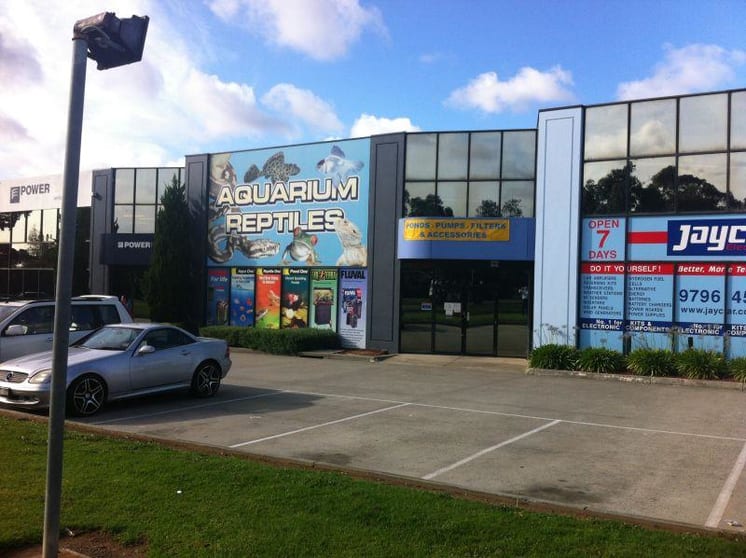Click to view all images Unit 2/261 Princes Highway Hallam VIC 3803 - Image 1