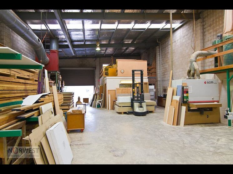 Click to view all images Whole-UO/10 Melbourne Rd Riverstone NSW 2765 - Image 3