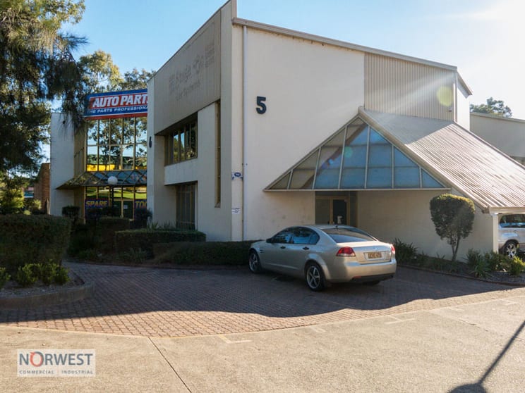 5/15 Carrington Road Castle Hill NSW 2154 - Image 1