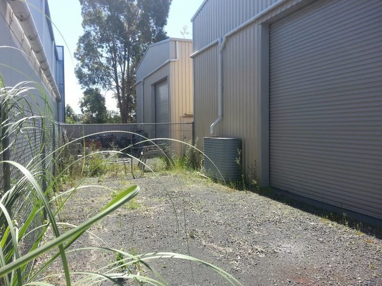 Click to view all images 2/8 Amsterdam Circuit Wyong NSW 2259 - Image 3