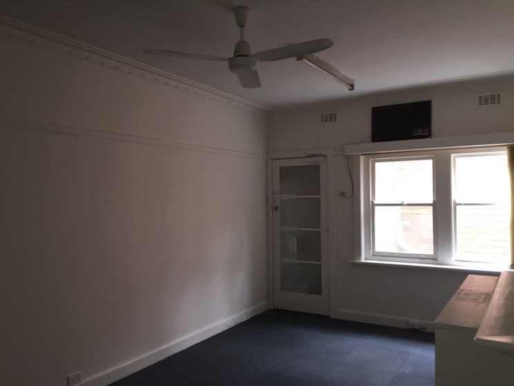 Click to view all images Unit 2/72 Railway Avenue Ringwood East VIC 3135 - Image 2