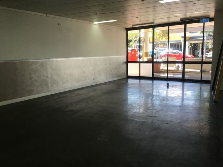 Click to view all images 5/8 Station Road Indooroopilly QLD 4068 - Image 2