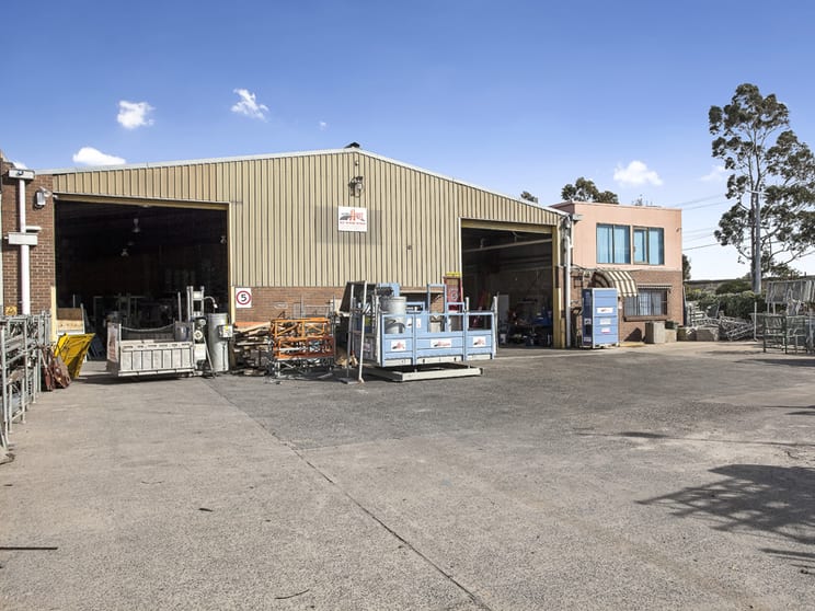 63 Albemarle Street Williamstown VIC 3016 - Image 2