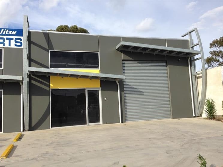 Click to view all images 7 Short Street Traralgon VIC 3844 - Image 1