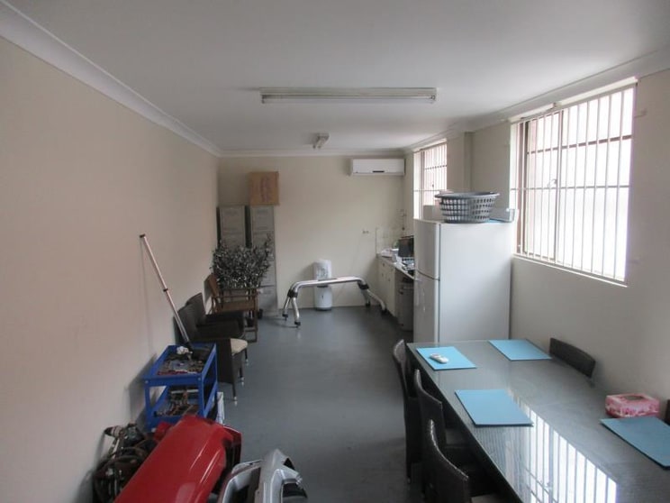 Click to view all images 105 Carrington Street Revesby NSW 2212 - Image 3