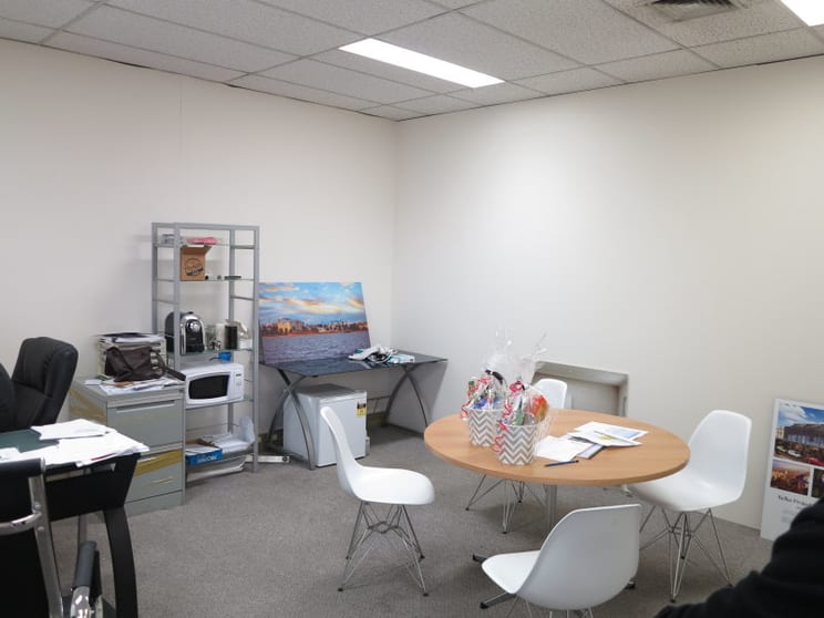 Click to view all images 137 Hawthorn Road Caulfield North VIC 3161 - Image 2