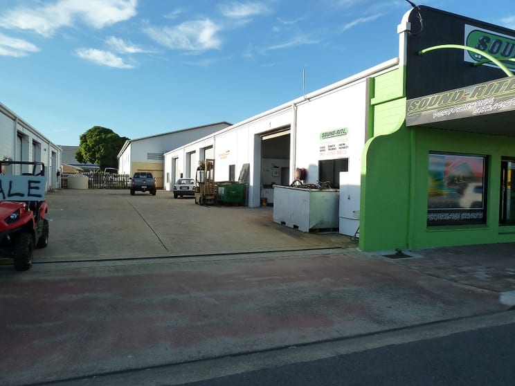 2/22 Victoria Street Mackay QLD 4740 - Image 1