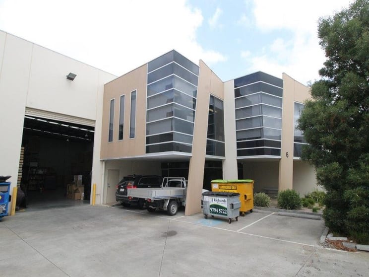 Click to view all images 6/7 Lakewood Boulevard Carrum Downs VIC 3201 - Image 1