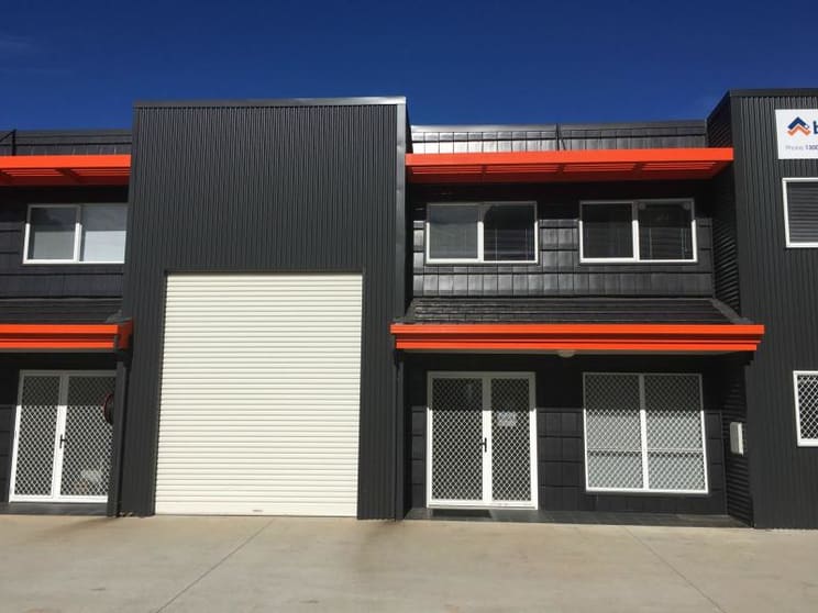 Click to view all images 2/28 Fernhill Road Port Macquarie NSW 2444 - Image 1