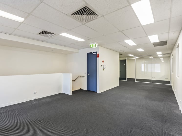 75 Bakehouse Road Kensington VIC 3031 - Image 3