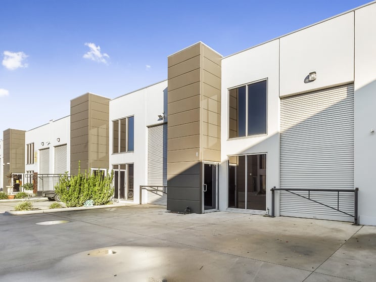 Click to view all images 8/35-37 Canterbury Road Braeside VIC 3195 - Image 1