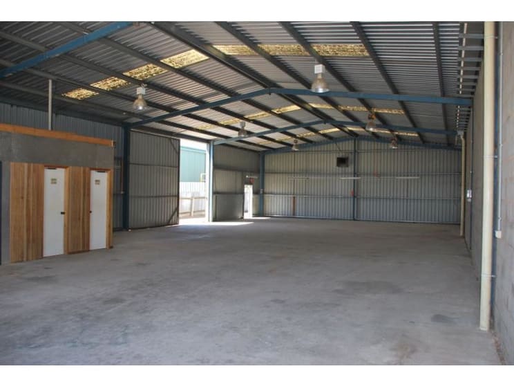 27 Lockwood Road Shepparton VIC 3630 - Image 3