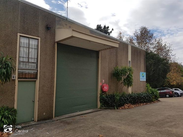 4/7 Carrington Road Castle Hill NSW 2154 - Image 1