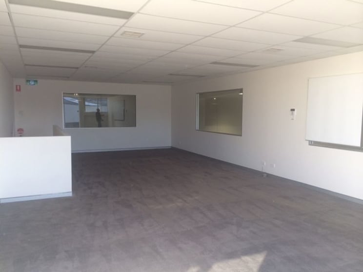 Unit 2/7 Beaconsfield Street Fyshwick ACT 2609 - Image 3