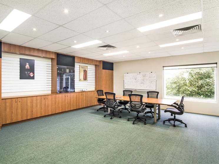 Click to view all images 4/796 High Street Kew East VIC 3102 - Image 3