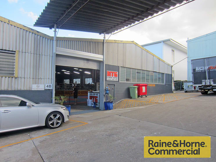 Click to view all images Newmarket QLD 4051 - Image 1