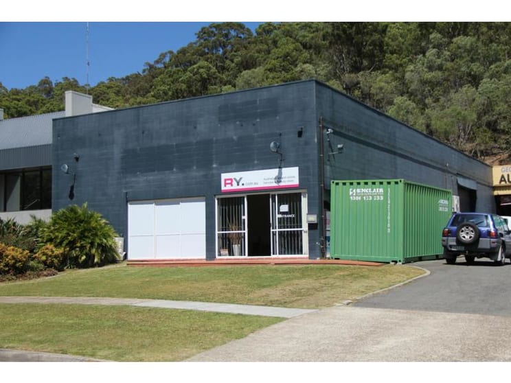 Click to view all images 1/10 Kortum Drive Burleigh Heads QLD 4220 - Image 1