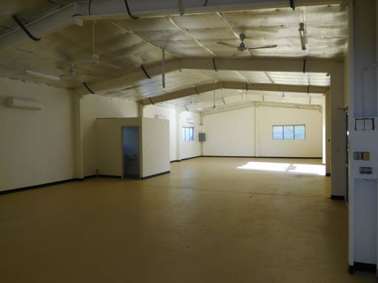 Click to view all images Unit 1 and/9 Travers Street Coconut Grove NT 0810 - Image 2