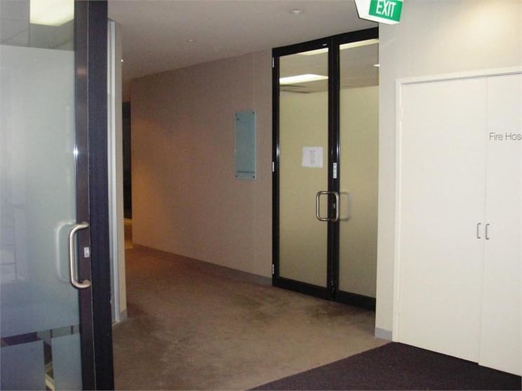 Click to view all images Suite 209/20-22 St Kilda Road St Kilda VIC 3182 - Image 2