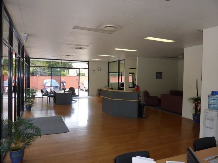 Click to view all images 848 Gympie Road Lawnton QLD 4501 - Image 3