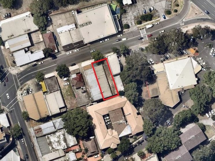 Click to view all images Fairfield NSW 2165 - Image 2