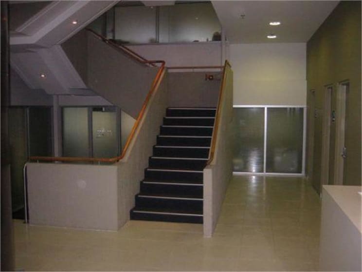 Click to view all images 11 Rangers Road Neutral Bay NSW 2089 - Image 3