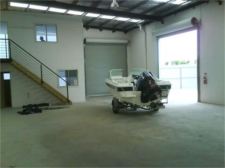 Click to view all images Factory 5/17 Carbine Way Mornington VIC 3931 - Image 2