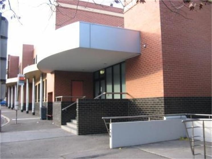 Click to view all images 2/460 Lower Heidelberg Road Heidelberg VIC 3084 - Image 2