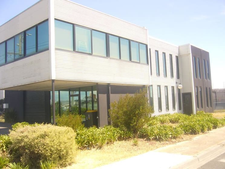 Click to view all images 23 Orange Williamstown North VIC 3016 - Image 2