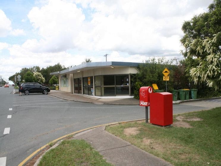 Click to view all images Strathpine QLD 4500 - Image 2
