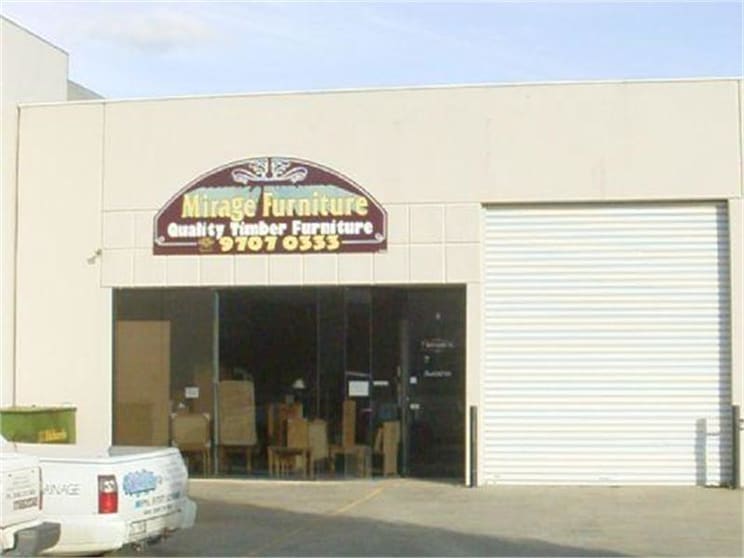 7 Intrepid Street Berwick VIC 3806 - Image 2