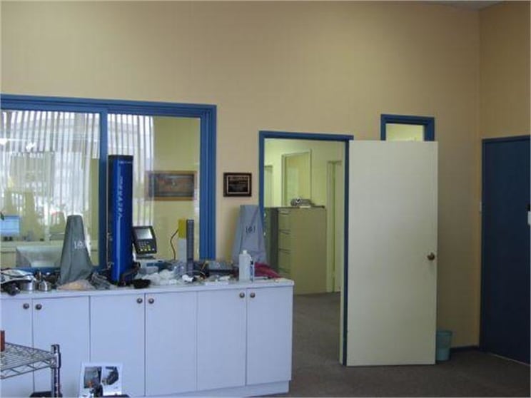 Click to view all images Unit 4, 12-14 Apollo Drive Hallam VIC 3803 - Image 2