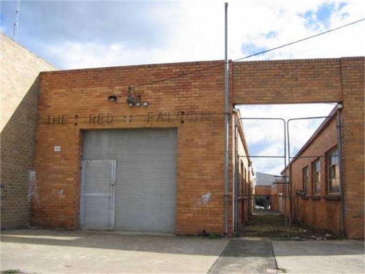 Click to view all images 1/5 Kolora Road Heidelberg West VIC 3081 - Image 1