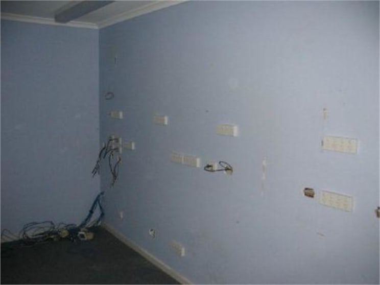 Click to view all images 2/20 Helen Street Heidelberg West VIC 3081 - Image 2