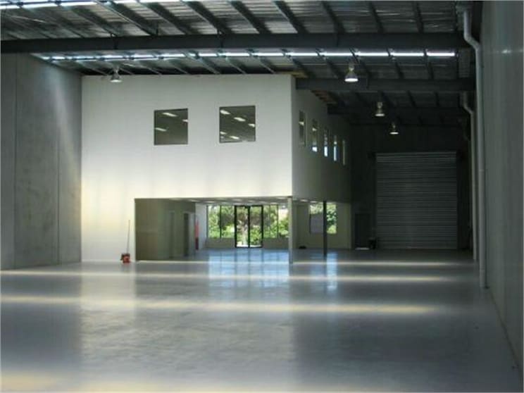 Click to view all images 3/58 Dougharty Road Heidelberg West VIC 3081 - Image 2