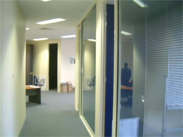 Suite 2 / /1 Marine Parade Abbotsford VIC 3067 - Image 3