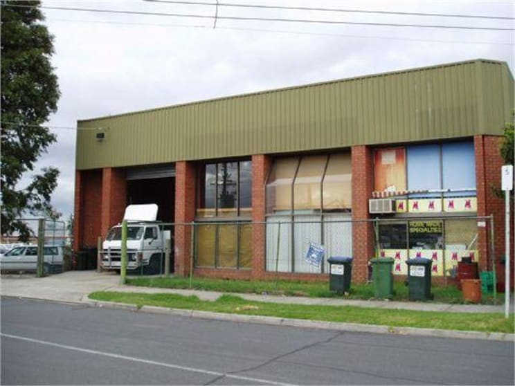 Click to view all images 90A Newlands Road Reservoir VIC 3073 - Image 2