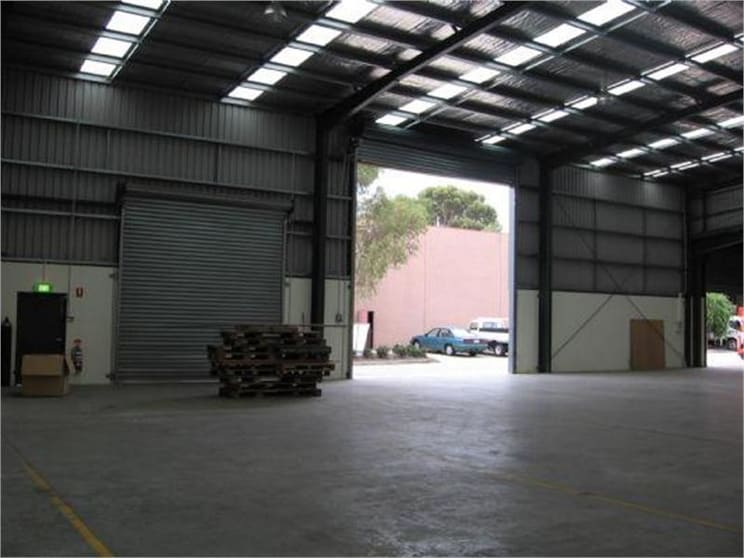 Click to view all images 3 Quist Crt Dandenong VIC 3175 - Image 3