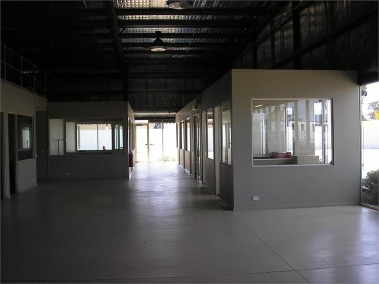 Click to view all images 150 Whitehall Street Footscray VIC 3011 - Image 2