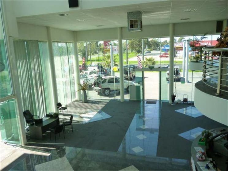 Total/35 Princes Highway (Corner Progress St) Dandenong VIC 3175 - Image 2