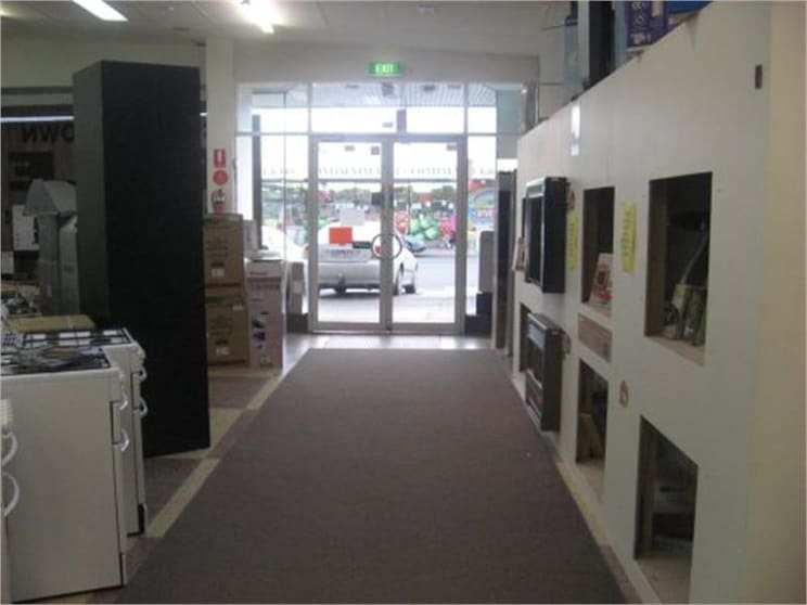 Click to view all images 1/828 Pascoe Vale Road Glenroy VIC 3046 - Image 2