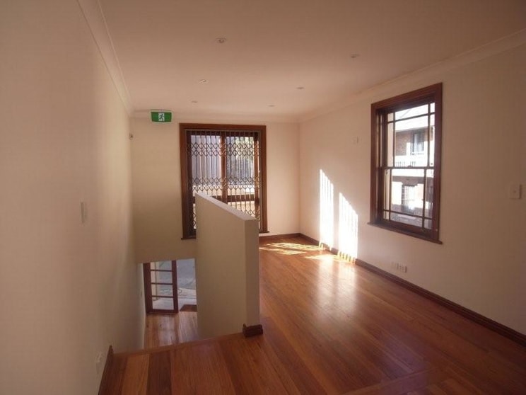 1/45  Hutchinson Surry Hills NSW 2010 - Image 3