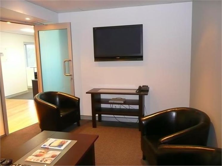 Click to view all images Grange QLD 4051 - Image 2