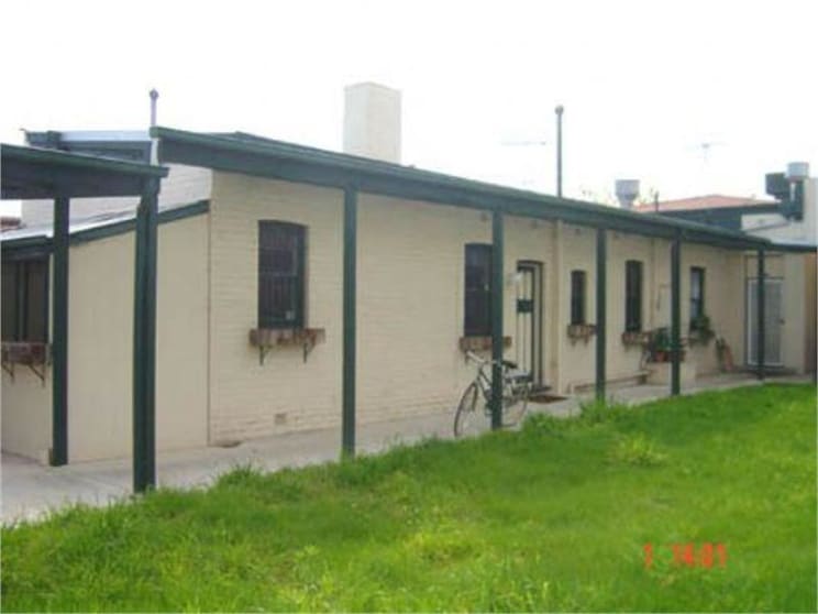 Click to view all images Rear 882 Glenhuntly Road Caulfield South VIC 3162 - Image 1