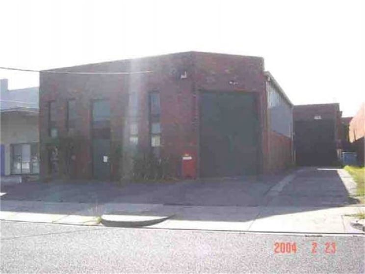 Click to view all images 10 Dissik Street Cheltenham VIC 3192 - Image 1