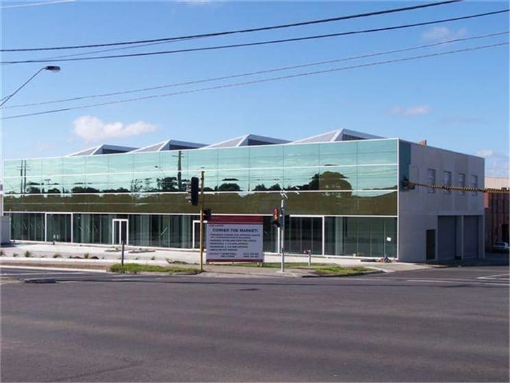 Click to view all images 76 Raglan Street Preston VIC 3072 - Image 1