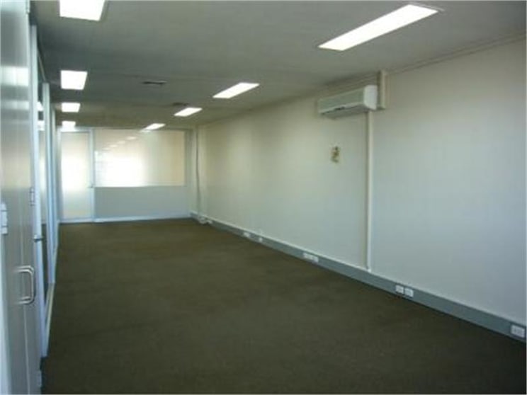 24 Thomson Street South Melbourne VIC 3205 - Image 2