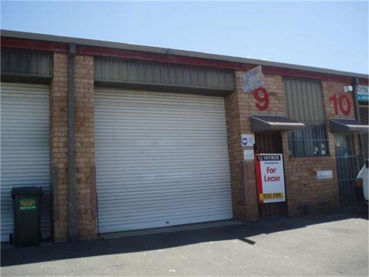 9/3 - 5 Flora Street Kirrawee NSW 2232 - Image 1