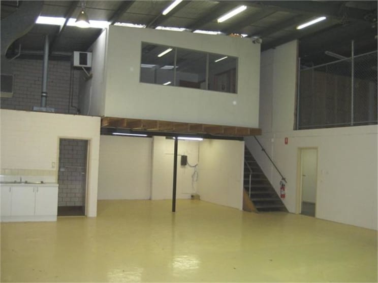 2/27-29 Lexton Road Box Hill North VIC 3129 - Image 3