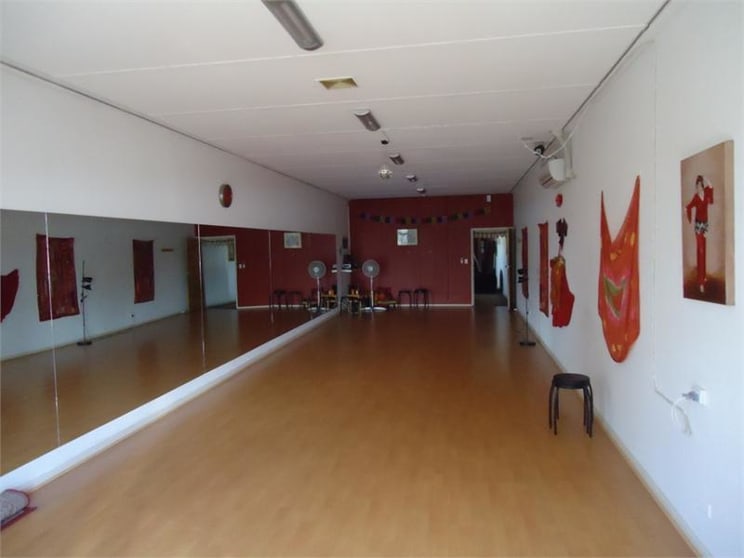 114 Main Street Croydon VIC 3136 - Image 2